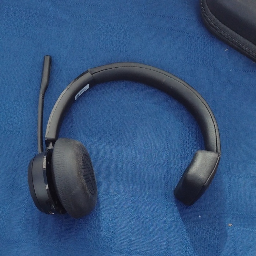 Poly Voyager Headset